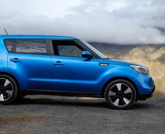 Verhuur Kia Soul. Comfort Auto te huur in Georgië ✓ Borg van Zonder Borg ✓ Verzekeringsmogelijkheden TPL, CDW, SCDW, FDW, Passagiers, Diefstal.