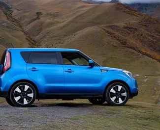 Kia Soul 2014 beschikbaar voor verhuur in Tbilisi, met een kilometerlimiet van onbeperkt.