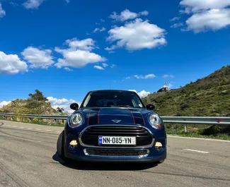 Autohuur Mini Cooper 2015 in in Georgië, met Benzine brandstof en 136 pk ➤ Vanaf 95 GEL per dag.