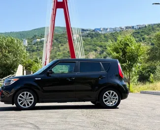 Kia Soul 2014 beschikbaar voor verhuur in Tbilisi, met een kilometerlimiet van onbeperkt.