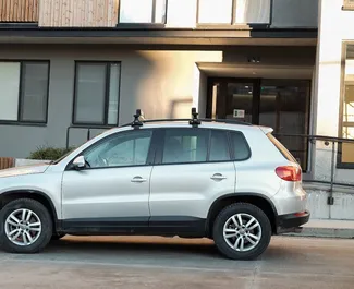 Autohuur Volkswagen Tiguan 2013 in in Georgië, met Benzine brandstof en 180 pk ➤ Vanaf 77 GEL per dag.