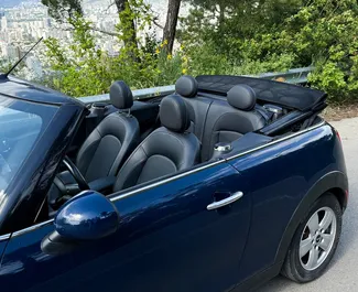 Mini Cabrio 2016 beschikbaar voor verhuur in Tbilisi, met een kilometerlimiet van onbeperkt.