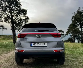 Benzine motor van 2,0L van Kia Sportage 2015 te huur in Tbilisi.
