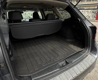 Subaru Outback 2016 met Aandrijving op alle wielen systeem, beschikbaar in Tbilisi.