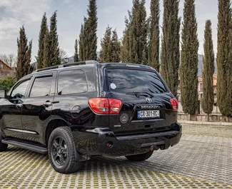 Verhuur Toyota Sequoia I. Comfort, Premium, SUV Auto te huur in Georgië ✓ Borg van Borg van 350 GEL ✓ Verzekeringsmogelijkheden TPL, CDW.