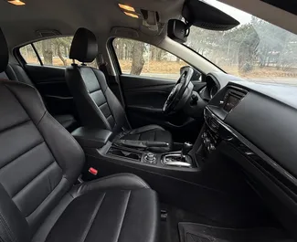 Mazda 6 2013 beschikbaar voor verhuur in Tbilisi, met een kilometerlimiet van onbeperkt.