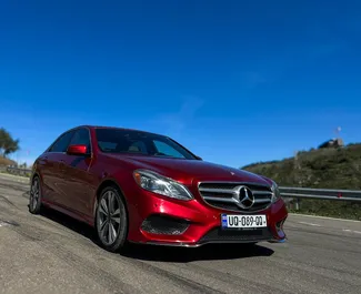 Autohuur Mercedes-Benz E350 2015 in in Georgië, met Benzine brandstof en 306 pk ➤ Vanaf 135 GEL per dag.