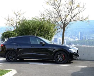 Autohuur Maserati Levante S 2018 in in Georgië, met Benzine brandstof en 430 pk ➤ Vanaf 159 GEL per dag.