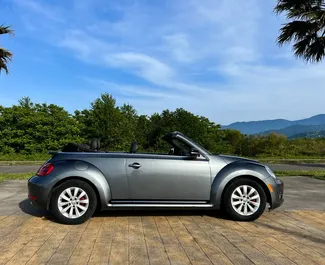 Verhuur Volkswagen Beetle Cabrio. Economy, Comfort, Cabriolet Auto te huur in Georgië ✓ Borg van Zonder Borg ✓ Verzekeringsmogelijkheden TPL, CDW, SCDW, FDW, Passagiers.