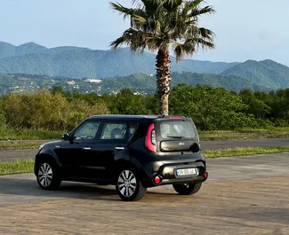 Kia Soul 2014 beschikbaar voor verhuur in Tbilisi, met een kilometerlimiet van onbeperkt.
