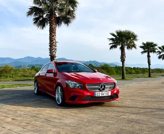 Mercedes-Benz CLA-Class 2014 met Vooraandrijving systeem, beschikbaar in Tbilisi.
