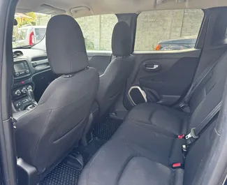 Jeep Renegade 2018 met Aandrijving op alle wielen systeem, beschikbaar in Tbilisi.