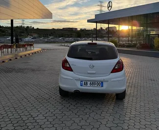 Verhuur Opel Corsa. Economy Auto te huur in Albanië ✓ Borg van Borg van 100 EUR ✓ Verzekeringsmogelijkheden TPL, Buitenland.