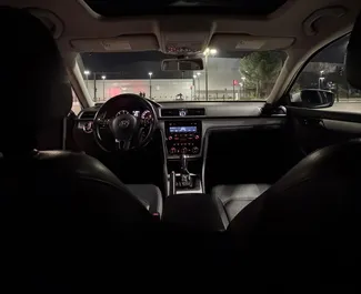 Volkswagen Passat 2015 beschikbaar voor verhuur in Tirana, met een kilometerlimiet van onbeperkt.