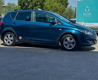 Autohuur SEAT Altea 2010 in in Albanië, met Diesel brandstof en  pk ➤ Vanaf 23 EUR per dag.