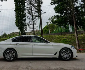 Autohuur BMW 530d #14939 Automatisch in Tbilisi, uitgerust met 3,0L motor ➤ Van Tamta in Georgië.
