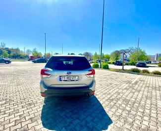Benzine motor van L van Subaru Forester 2019 te huur in Tbilisi.