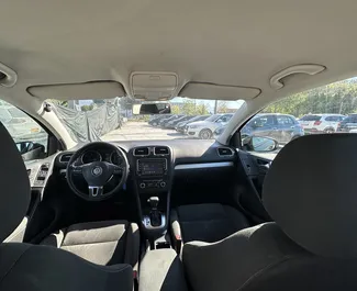 Autohuur Volkswagen Golf 6 #14838 Automatisch op de luchthaven van Tirana, uitgerust met 1,6L motor ➤ Van Vilson in Albanië.