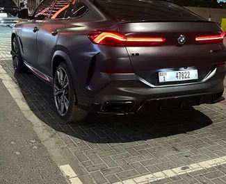Verhuur BMW X6. Premium, Crossover Auto te huur in de VAE ✓ Borg van Zonder Borg ✓ Verzekeringsmogelijkheden TPL.