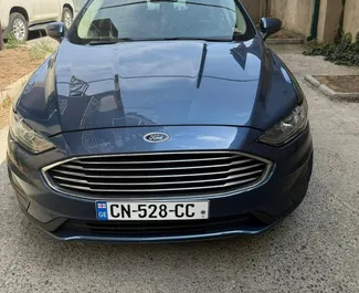 Verhuur Ford Fusion Sedan. Comfort, Premium Auto te huur in Georgië ✓ Borg van Zonder Borg ✓ Verzekeringsmogelijkheden TPL, FDW, Diefstal, Geen storting.