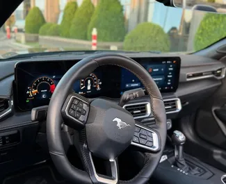 Autohuur Ford Mustang Cabrio 2025 in in Georgië, met Benzine brandstof en 305 pk ➤ Vanaf 650 GEL per dag.