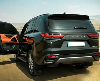 Vooraanzicht van een huurauto Lexus LX600 in Tbilisi, Georgië ✓ Auto #14927. ✓ Transmissie Automatisch TM ✓ 0 beoordelingen.