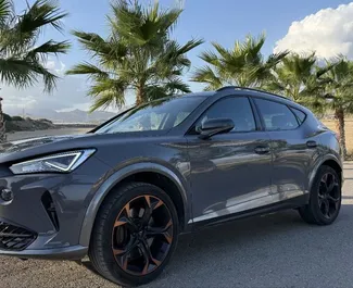 Vooraanzicht van een huurauto Cupra Formentor in Alicante, Spanje ✓ Auto #14976. ✓ Transmissie Automatisch TM ✓ 0 beoordelingen.