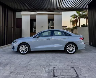 Audi A3 Sedan 2025 beschikbaar voor verhuur in Dubai, met een kilometerlimiet van 250 km/dag.