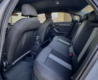 Benzine motor van 1,6L van Audi A3 Sedan 2025 te huur in Dubai.