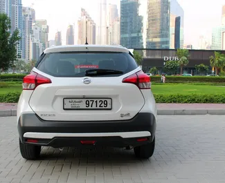 Verhuur Nissan Kicks. Economy, Comfort, Crossover Auto te huur in de VAE ✓ Borg van Borg van 1500 AED ✓ Verzekeringsmogelijkheden TPL, CDW, SCDW, Passagiers, Diefstal.