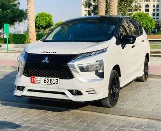 Vooraanzicht van een huurauto Mitsubishi Xpander in Dubai, Verenigde Arabische Emiraten ✓ Auto #11417. ✓ Transmissie Automatisch TM ✓ 0 beoordelingen.