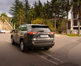 Verhuur Toyota Rav4. Comfort, SUV, Crossover Auto te huur in Georgië ✓ Borg van Zonder Borg ✓ Verzekeringsmogelijkheden TPL, FDW, Passagiers, Diefstal, Jonge, Geen storting.