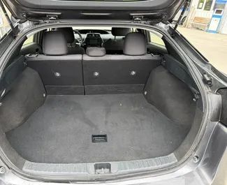 Huur een Toyota Prius in Tbilisi Luchthaven (TBS) Georgië