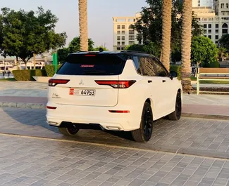 Mitsubishi Outlander 2026 met Aandrijving op alle wielen systeem, beschikbaar in Dubai.