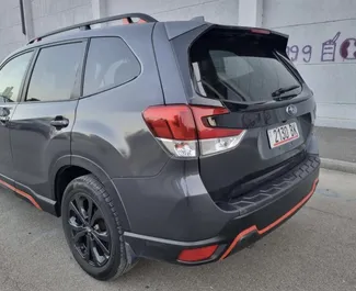 Interieur van Subaru Forester te huur in Georgië. Een geweldige auto met 5 zitplaatsen en een Automatisch transmissie.