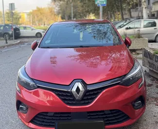 Vooraanzicht van een huurauto Renault Clio 5 Belgrado, Servië ✓ Auto #15077. ✓ Transmissie Handmatig TM ✓ 0 beoordelingen.