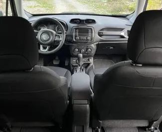 Autohuur Jeep Renegade 2020 in in Georgië, met Benzine brandstof en 180 pk ➤ Vanaf 80 GEL per dag.