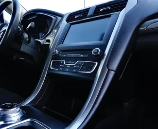 Verhuur Ford Fusion Sedan. Comfort, Premium Auto te huur in Wit-Rusland ✓ Borg van Borg van 100 USD ✓ Verzekeringsmogelijkheden TPL, CDW.