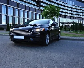 Autohuur Ford Fusion Sedan 2017 in in Wit-Rusland, met Benzine brandstof en 181 pk ➤ Vanaf 46 USD per dag.