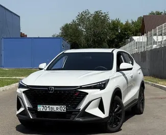Vooraanzicht van een huurauto Changan X5 Plus in Almaty, Kazachstan ✓ Auto #15025. ✓ Transmissie Automatisch TM ✓ 0 beoordelingen.