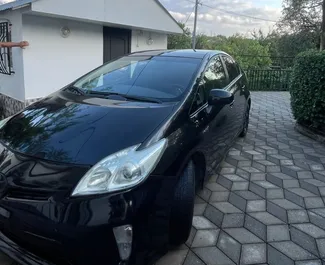 Autohuur Toyota Prius #15135 Automatisch in Koetaisi, uitgerust met 1,8L motor ➤ Van Sofio in Georgië.