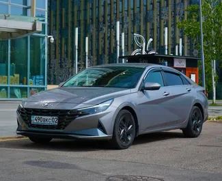 Vooraanzicht van een huurauto Hyundai Elantra in Almaty, Kazachstan ✓ Auto #15085. ✓ Transmissie Automatisch TM ✓ 0 beoordelingen.