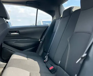 Verhuur Toyota Corolla Sedan. Economy, Comfort Auto te huur in Wit-Rusland ✓ Borg van Borg van 100 USD ✓ Verzekeringsmogelijkheden TPL, CDW.