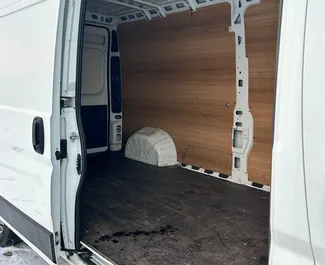 Autohuur Peugeot Boxer 2018 in in Wit-Rusland, met Diesel brandstof en 130 pk ➤ Vanaf 64 USD per dag.