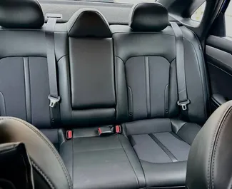 Benzine motor van 1,6L van Kia K5 2021 te huur in Minsk.