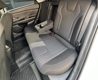 Autohuur Hyundai Elantra 2023 in in Azerbeidzjan, met Benzine brandstof en  pk ➤ Vanaf 40 AZN per dag.