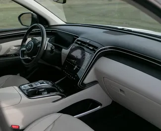 Autohuur Hyundai Tucson 2022 in in Georgië, met Benzine brandstof en 187 pk ➤ Vanaf 150 GEL per dag.