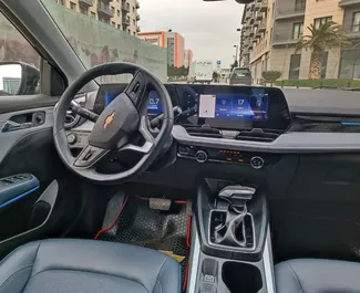 Interieur van Chevrolet Monza te huur in Azerbeidzjan. Een geweldige auto met 5 zitplaatsen en een Automatisch transmissie.