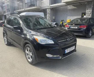 Vooraanzicht van een huurauto Ford Escape in Batumi, Georgië ✓ Auto #15142. ✓ Transmissie Automatisch TM ✓ 0 beoordelingen.