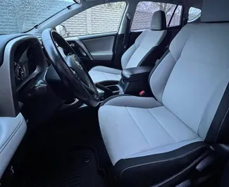 Hybride motor van 2,5L van Toyota Rav4 2018 te huur in Koetaisi.